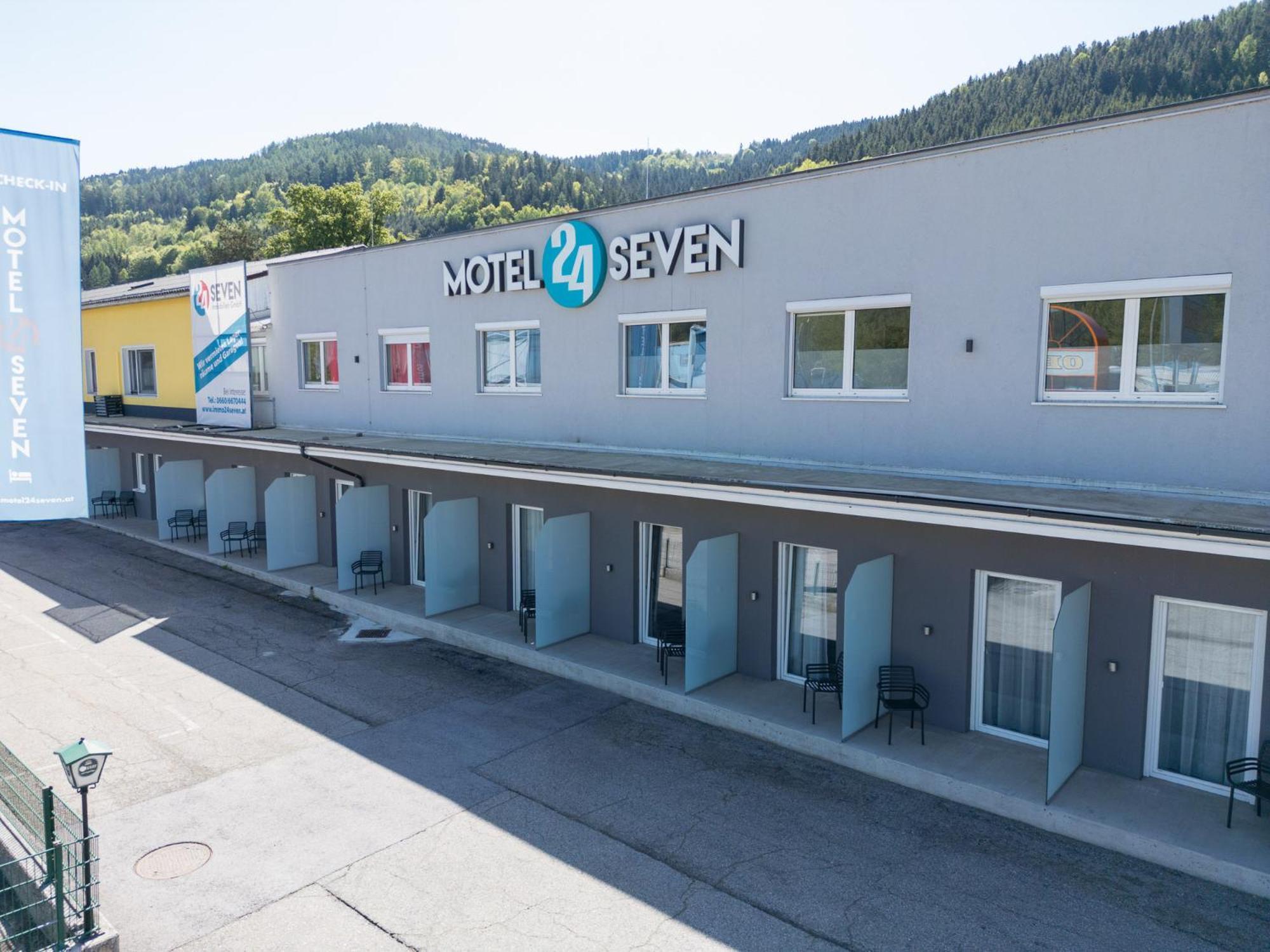 Motel24Seven Bruck an der Mur Ngoại thất bức ảnh
